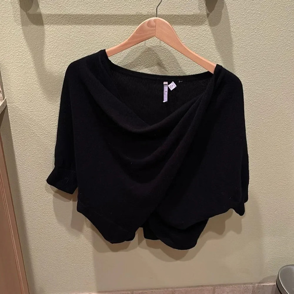 Sweaters - Cullen woman's black cashmere wrap sweater
